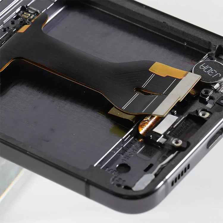 Balikkan layar LCD 5