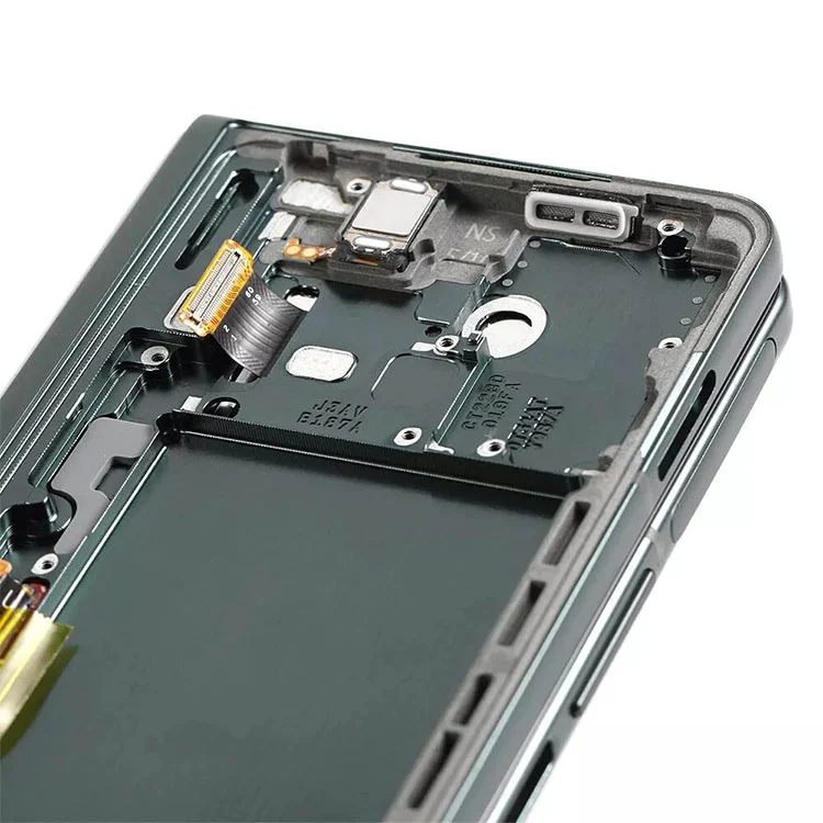 Lipat 3 layar LCD