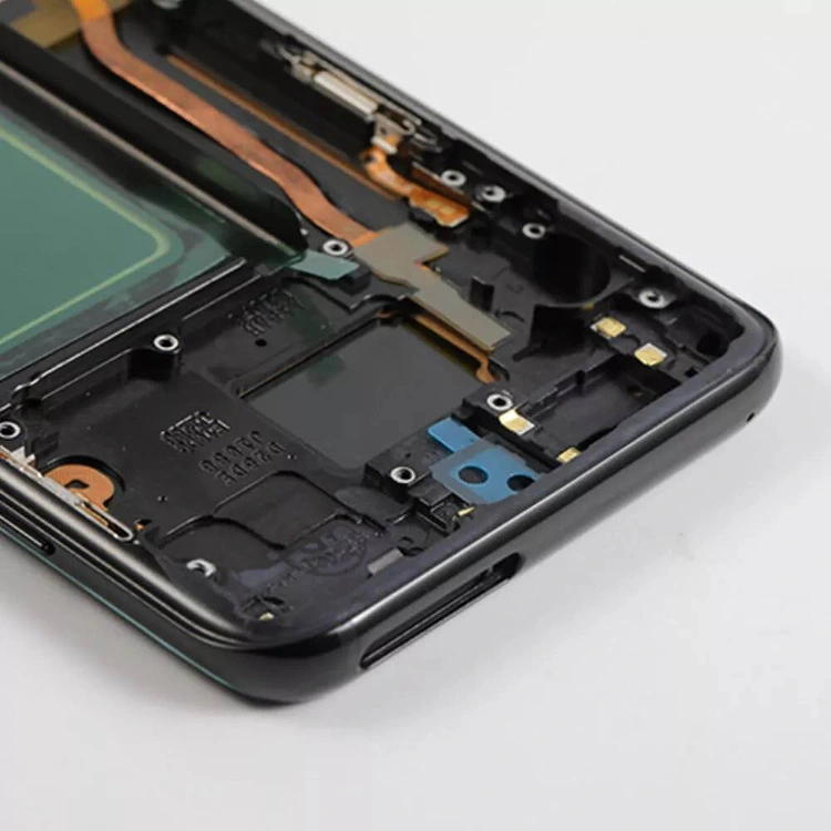 Layar LCD S8